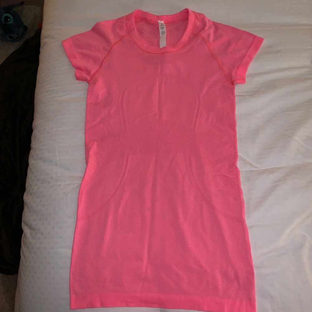 LULULEMON PINK SWIFTLY SHORT SLEEVE TOP